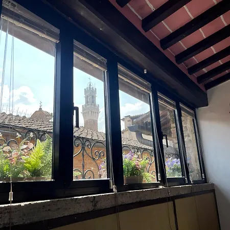 La Loggia Near Piazza Del Campo 아파트 시에나