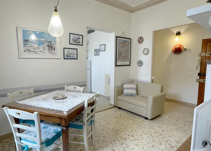 La Loggia Near Piazza Del Campo * سيينا